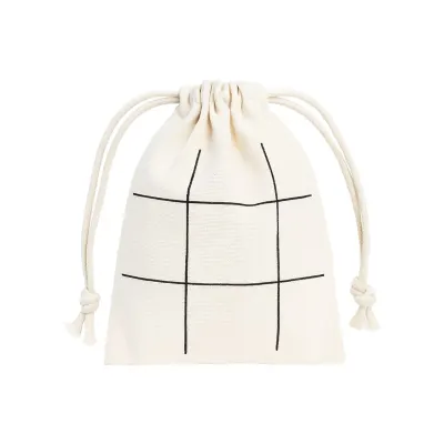 Joc de tic-tac-toe din lemn, cu pungă din bumbac – cu personalizare logo