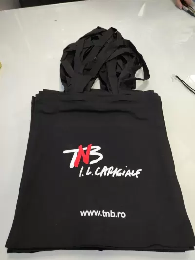 Sacosa neagra tnb
